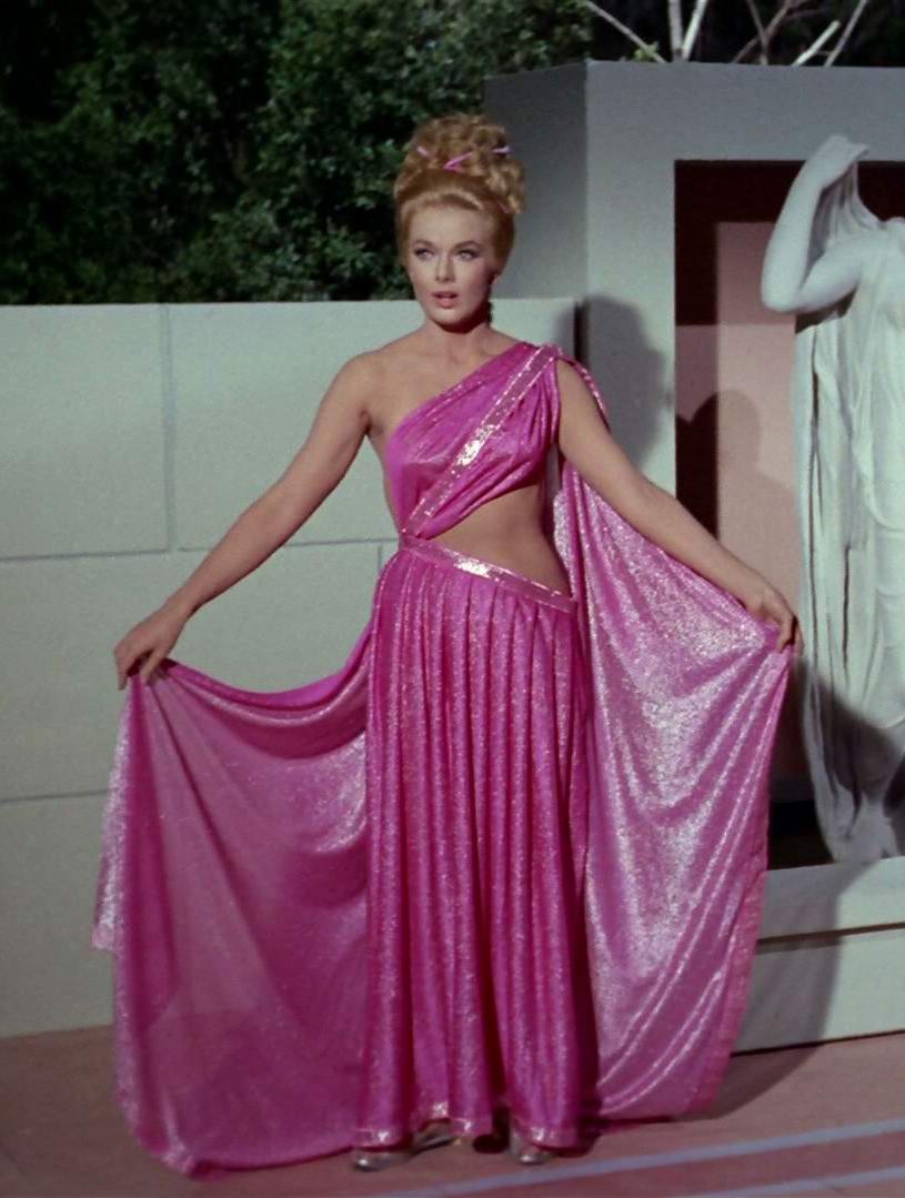 Leslie Parrish = Star Trek The Original Series